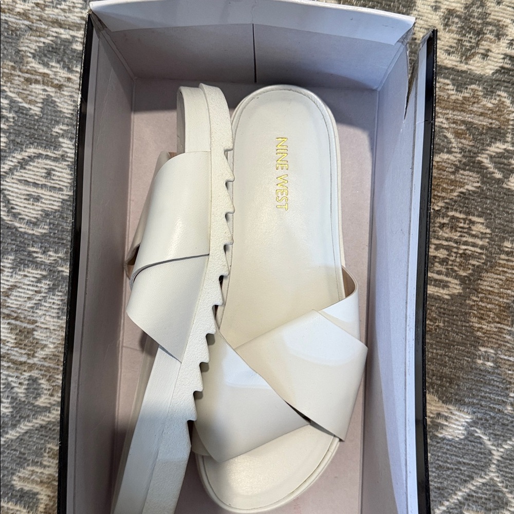Nine West Women's White Slides new in box size 6.5
